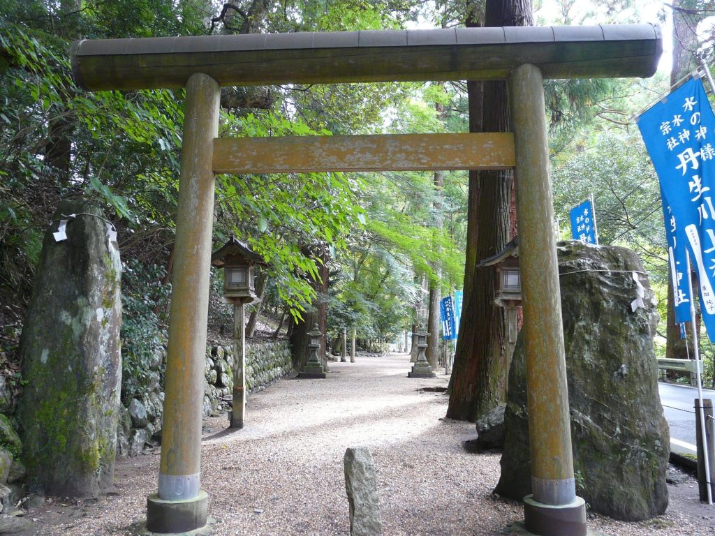 Niukawakami Shrine: A Shinto Water-Deity Sanctuary in Japan 5 Niukawakami Shrine