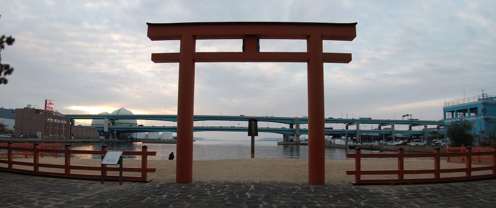 Hakozaki Shrine: A Historic Hachiman Shrine in Fukuoka, Japan 2 Hakozaki Shrine