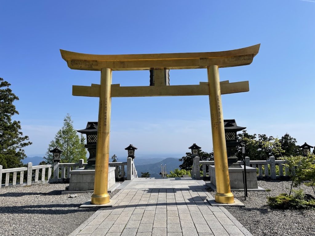 Akihasan Hongū Akiha Shrine: Principal Shrine of Japan’s Akiha Fire-Protection Tradition 3 Akihasan Hongū Akiha Shrine
