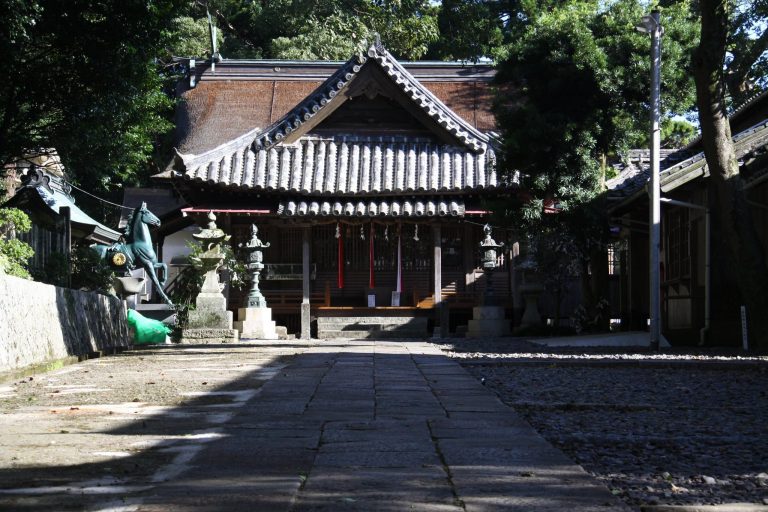Izuhara Hachimangū Shrine: A Shinto Shrine and Historic Provincial Sanctuary in Tsushima