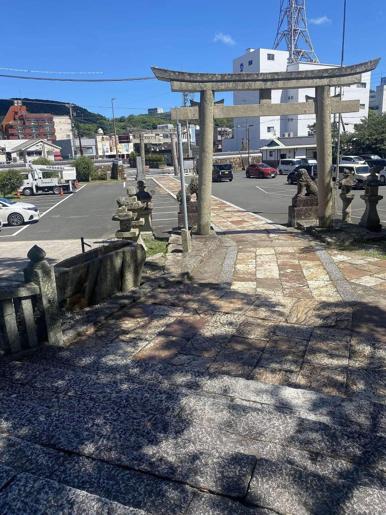 Izuhara Hachimangū Shrine: A Shinto Shrine and Historic Provincial Sanctuary in Tsushima 5 Izuhara Hachimangū Shrine