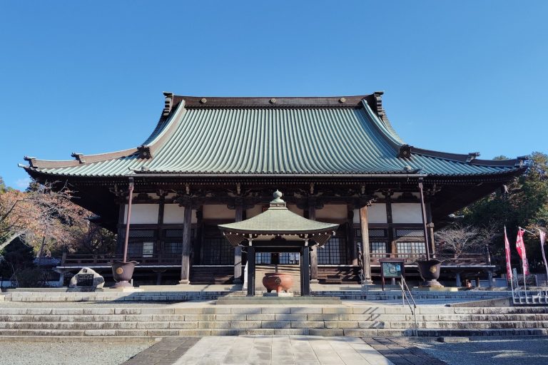 Shōjōkō-ji Temple: Head Temple of the Yugyō Branch of Ji-shu Buddhism