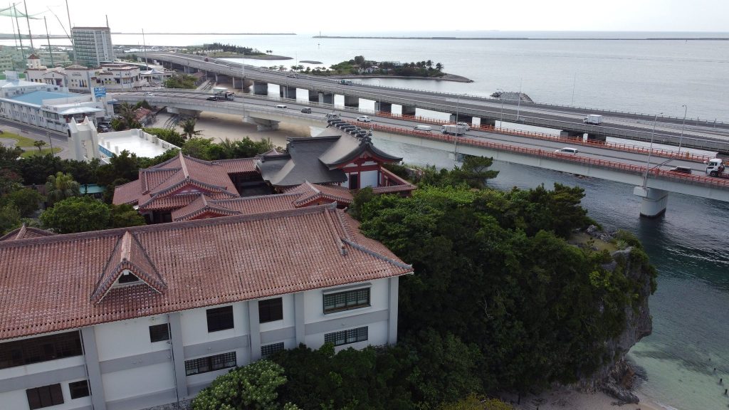 Naminoue Shrine: Guardian Shrine of the Ryukyu Kingdom in Okinawa 2 Naminoue Shrine