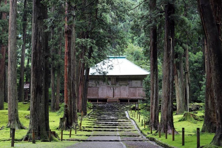 Heisenji Hakusan Shrine: A Historic Center of Hakusan Mountain Worship in Japan