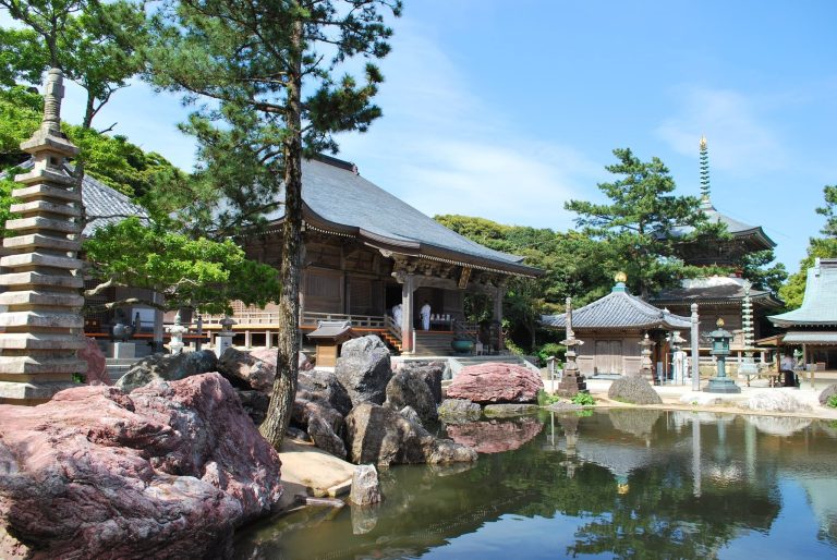 Kongōfuku-ji Temple: A Shingon Buddhist Temple on Cape Ashizuri