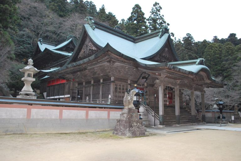 Hashikura-ji Temple: A Mountain Worship and Pilgrimage Center in Japan