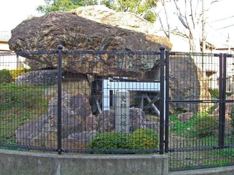 Hebizuka Kofun: A Late Kofun-Period Keyhole Burial Mound in Kyoto