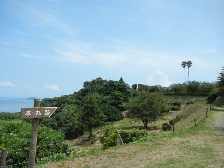 Hara Castle: A Christian-Affiliated Fortress and Rebellion Stronghold in Japan