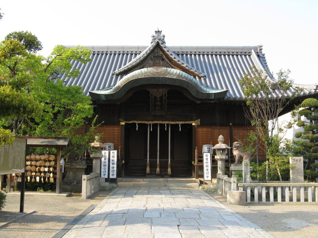 Kakinomoto Shrine: A Shinto Shrine of Waka Poetry in Akashi, Japan 3 Kakinomoto Shrine