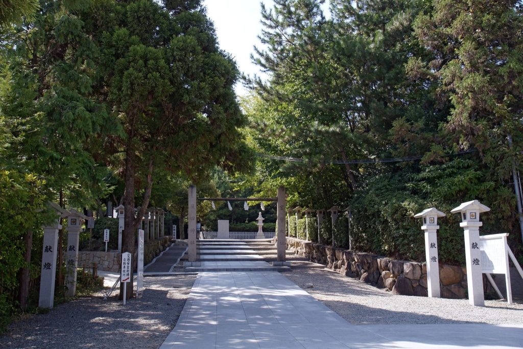 Hirota Shrine: A Shinto Shrine of Imperial Recognition in Japan 4 Hirota Shrine