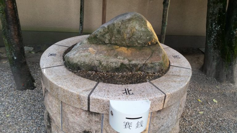 Isagawa Shrine: An Ancient Shinto Shrine and Auxiliary Shrine of Omiwa