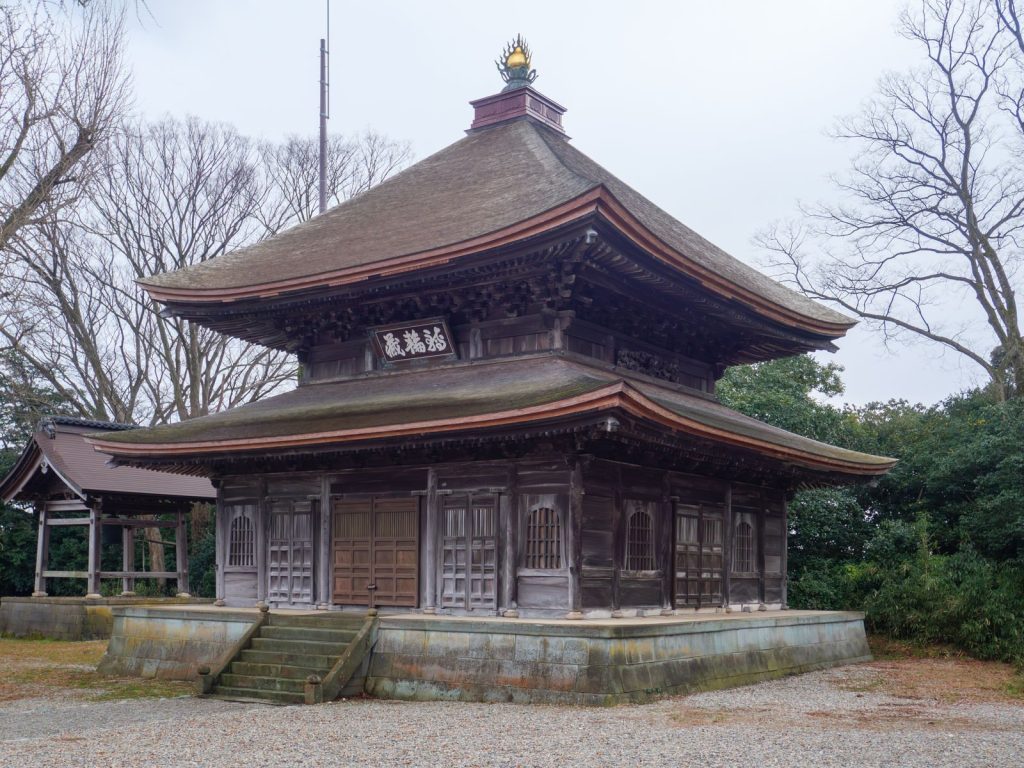 Shōkō-ji Temple: A Honganji Jōdo Shinshū Temple in Takaoka, Japan 3 Shōkō-ji Temple