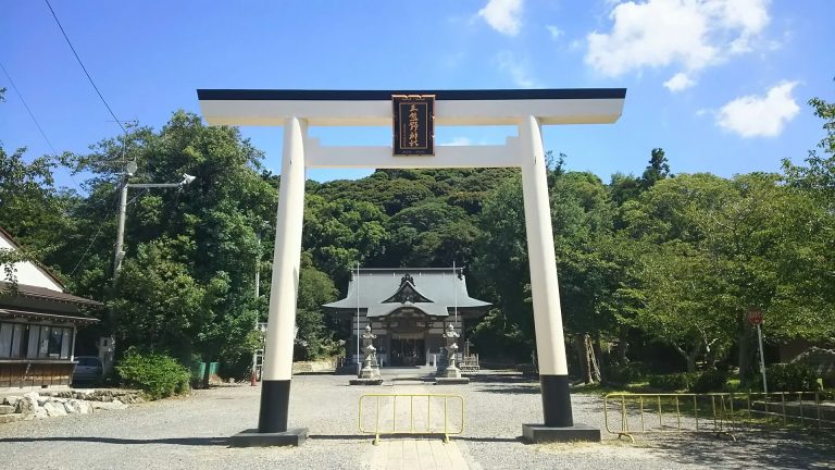 Mikumano Shrine: A Shinto Shrine and Festival Heritage Site in Japan