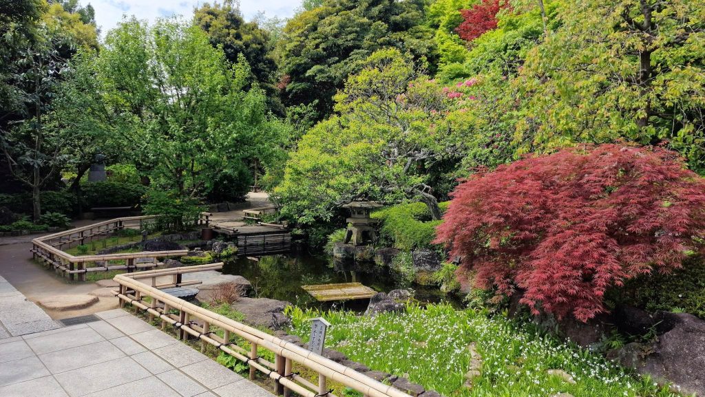 Hase-dera Temple: A Buddhist Temple in Kamakura, Japan 5 Hase-dera Temple