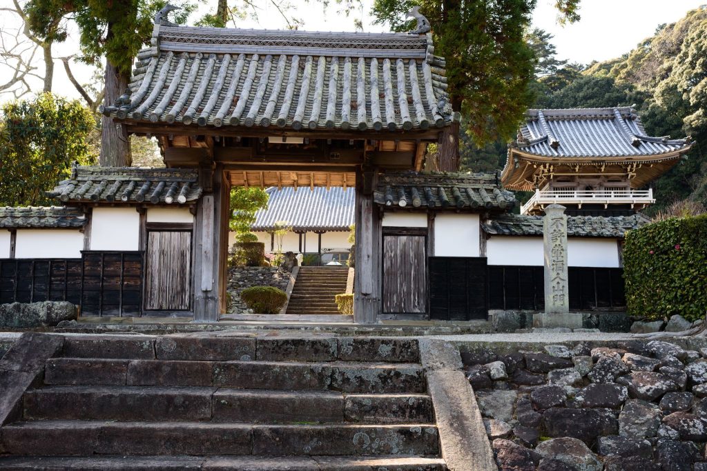 Hakumai Castle: A Kitabatake Mountain Fortification in Japan 2 Hakumai Castle