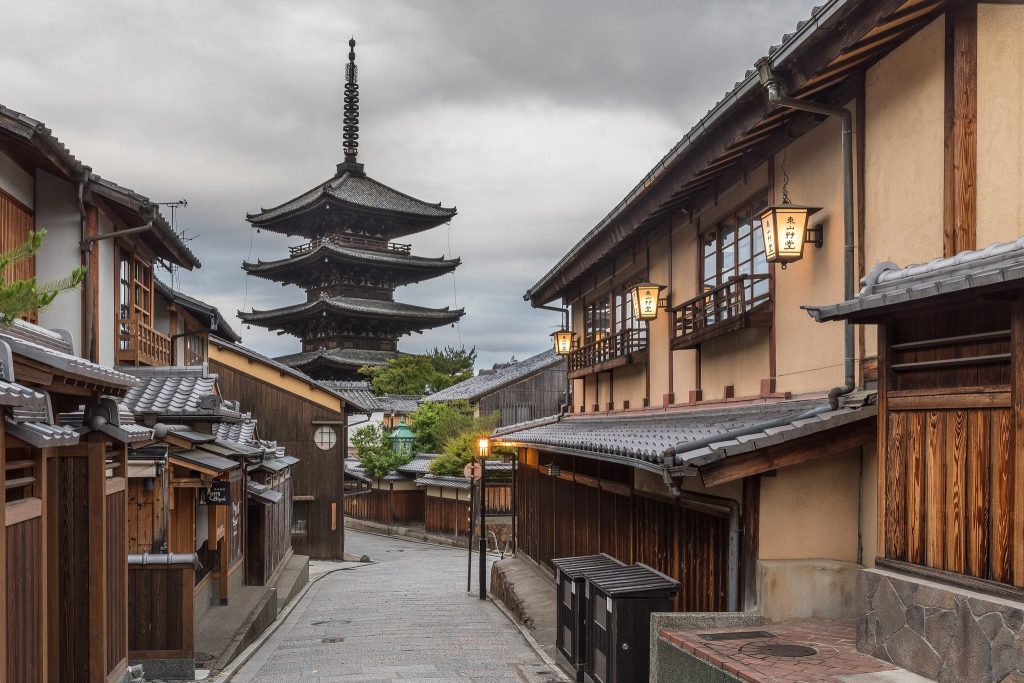 Hōkan-ji Temple: Kyoto Zen Temple and Yasaka Pagoda 2 Hōkan-ji Temple