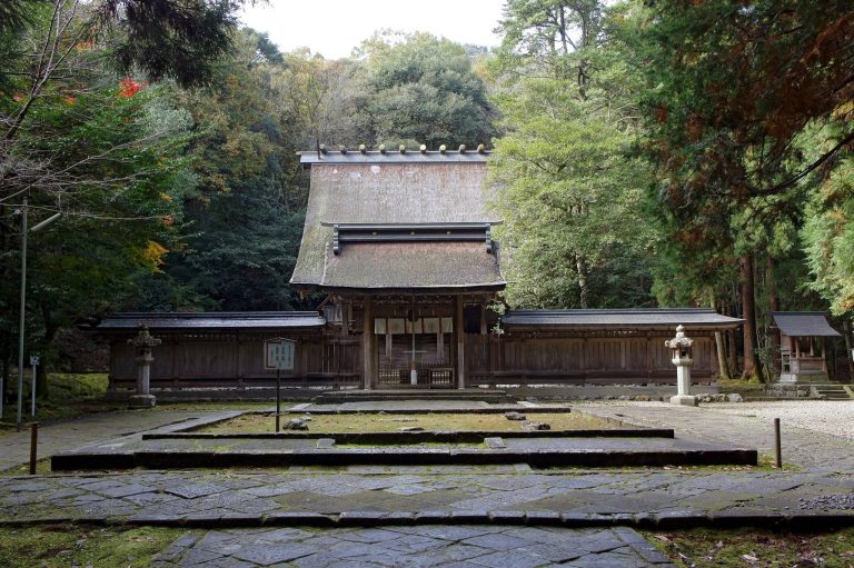 Wakasahiko Shrine: A Historic Shinto Shrine Complex in Fukui, Japan