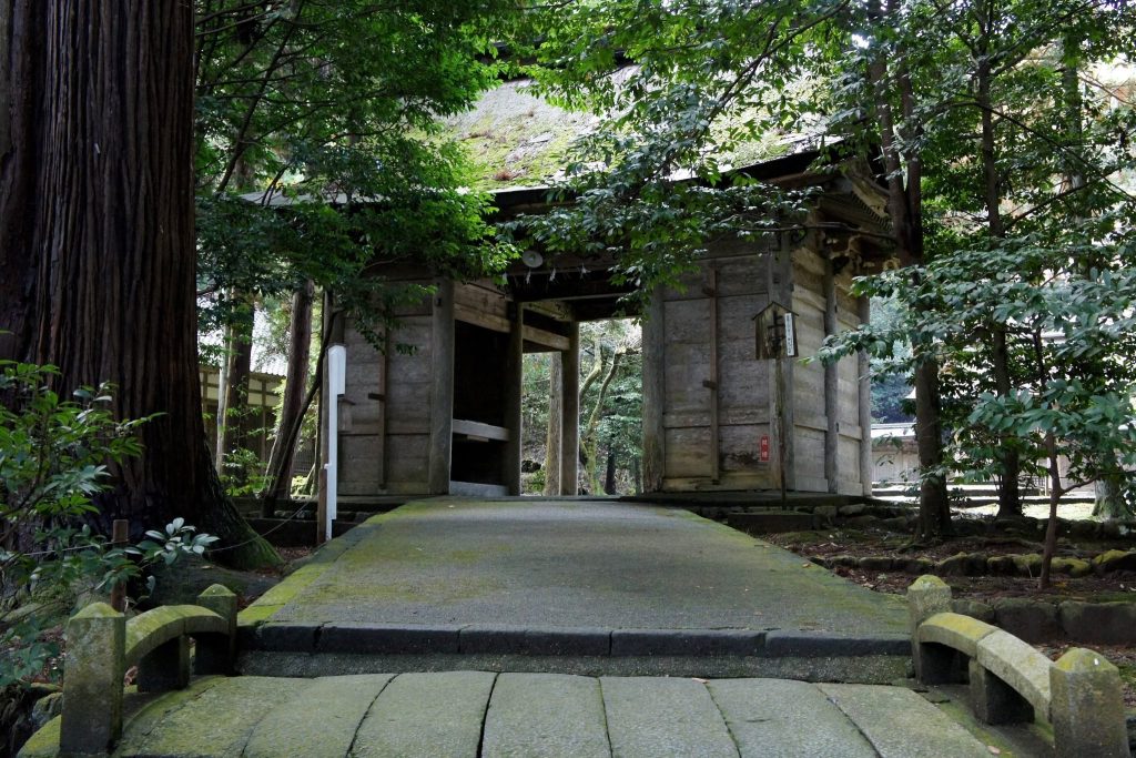 Wakasahiko Shrine: A Historic Shinto Shrine Complex in Fukui, Japan 5 Wakasahiko Shrine