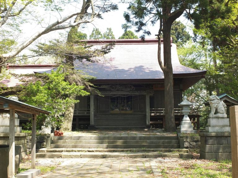 Tōko Yasaka Shrine: A Shinto Sanctuary in Katagami, Japan