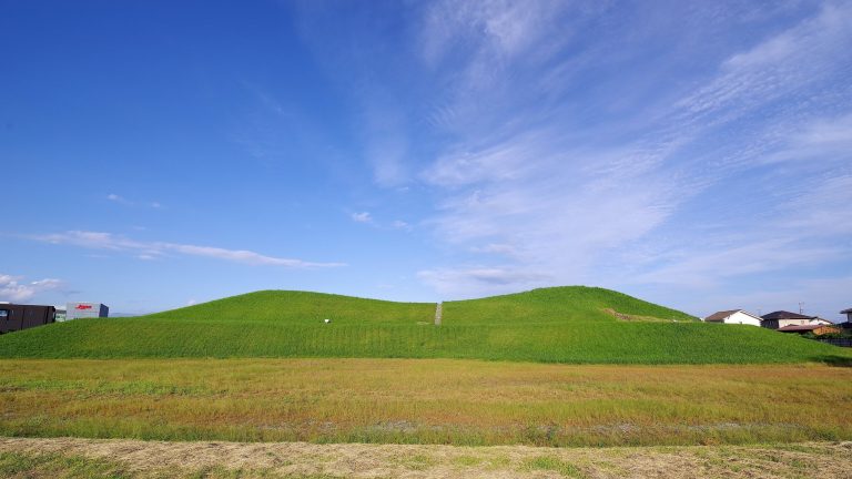 Watanuki Kannon-yama Kofun: A Late Kofun-Period Burial Mound in Japan
