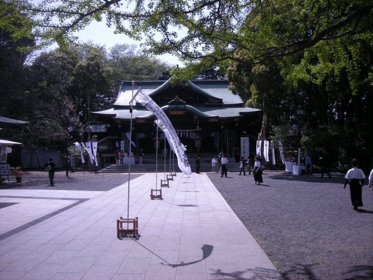 Ōmiya Hachiman Shrine: A Historic Shinto Shrine in Tokyo
