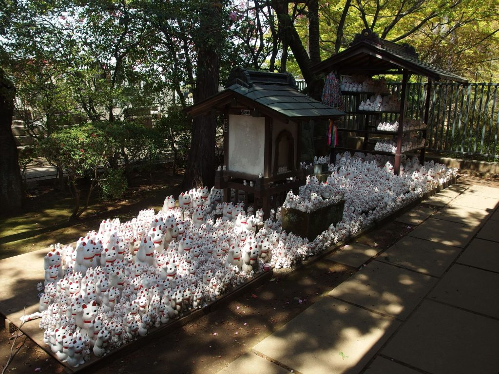 Gōtoku-ji Temple: A Buddhist Memorial Temple of the Ii Clan in Tokyo 4 Gōtoku-ji Temple