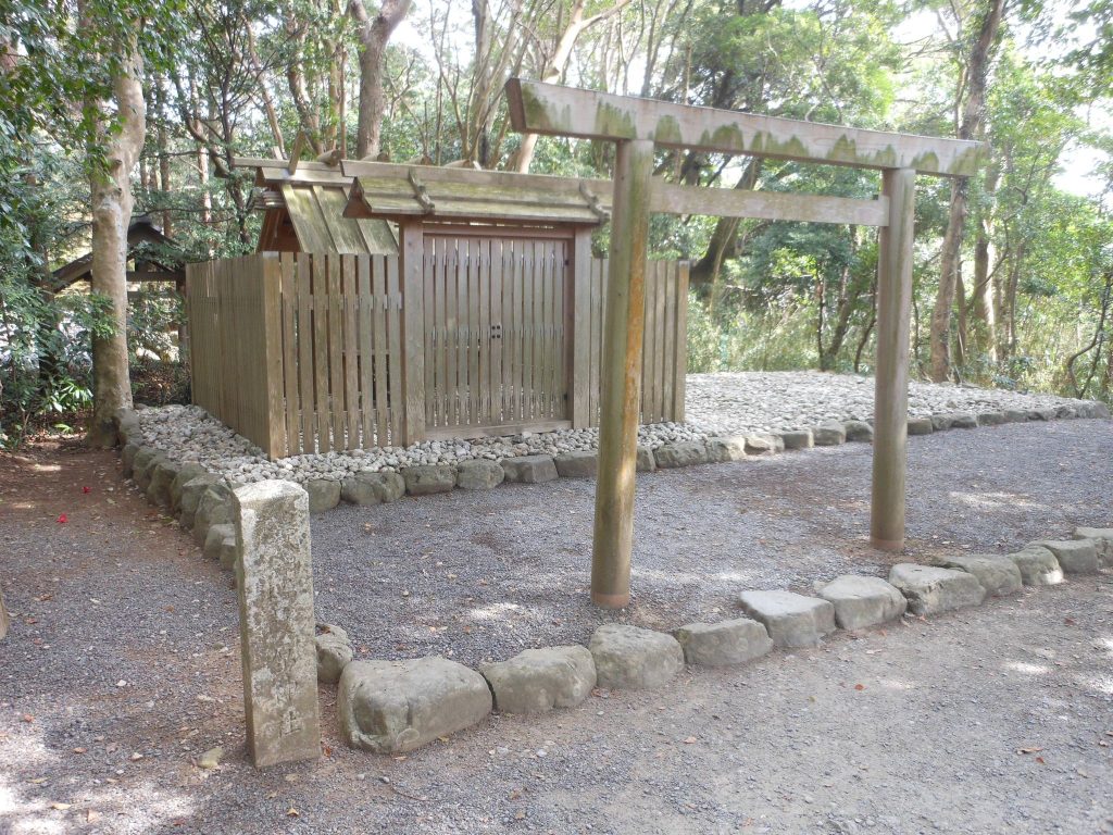 Tsukiyomi-no-Miya (Naikū): A Subsidiary Shrine of Ise Jingu 2 Tsukiyomi-no-Miya (Naikū)