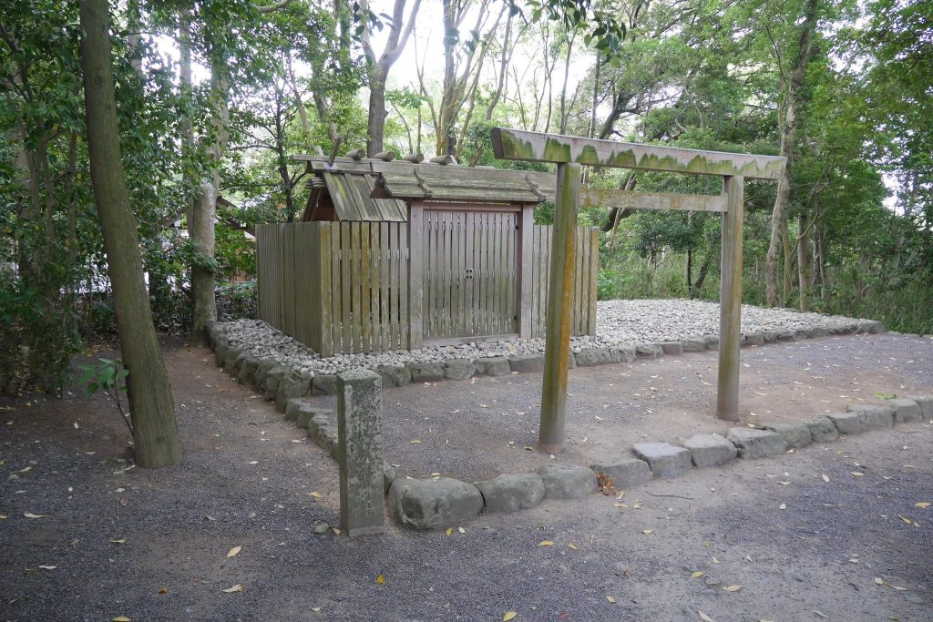 Tsukiyomi-no-Miya (Naikū): A Subsidiary Shrine of Ise Jingu 3 Tsukiyomi-no-Miya (Naikū)