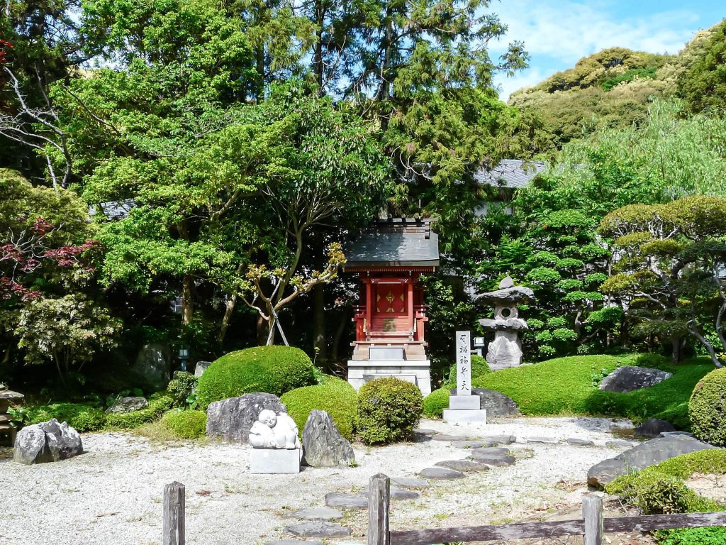 Gokuraku-ji Temple: A Shingon Buddhist Pilgrimage Temple in Naruto, Japan 4 Gokuraku-ji Temple