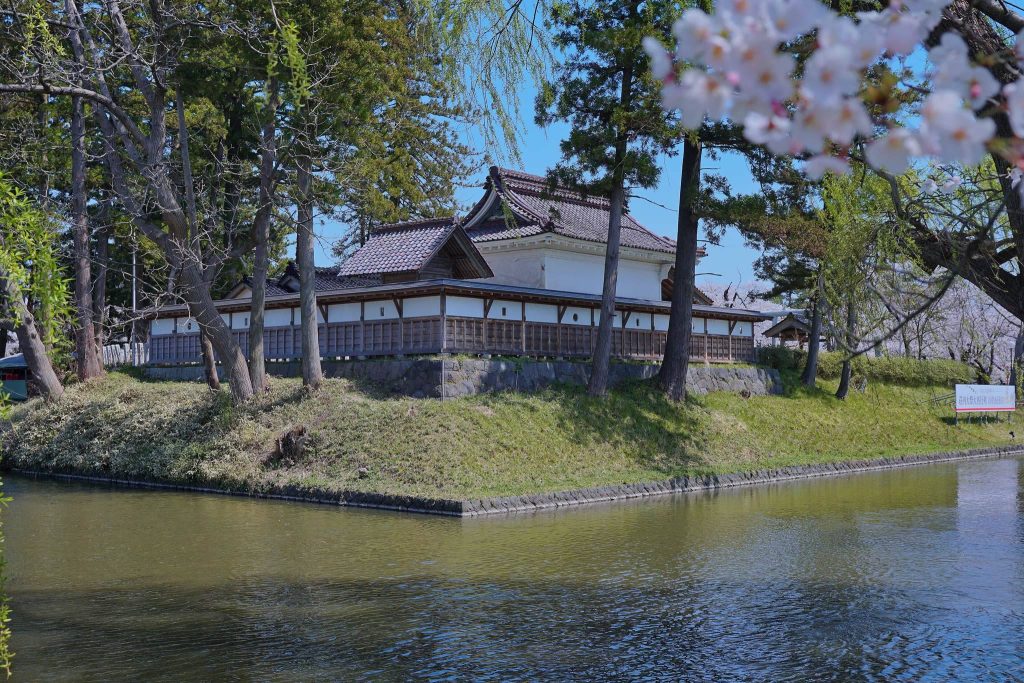 Tsurugaoka Castle