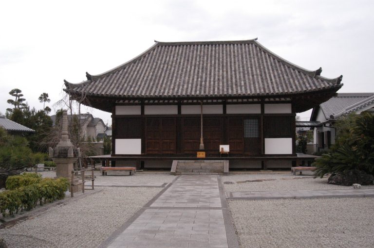 Kakuan-ji Temple: A Shingon Ritsu Buddhist Temple in Japan