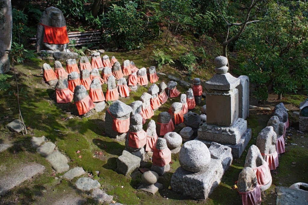 Hōkongō-in Temple: A Historic Risshū Buddhist Temple in Kyoto 4 Hōkongō-in Temple