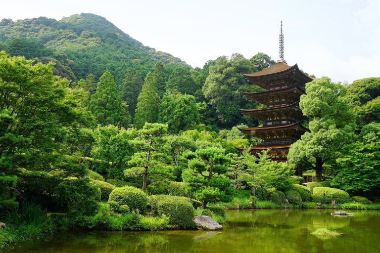 Rurikō-ji Temple: A Muromachi Buddhist Temple and National Treasure Pagoda in Yamaguchi