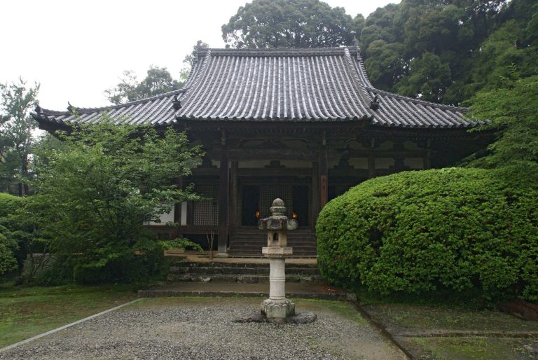 Chōgaku-ji Temple: A Historic Shingon Buddhist Temple in Tenri