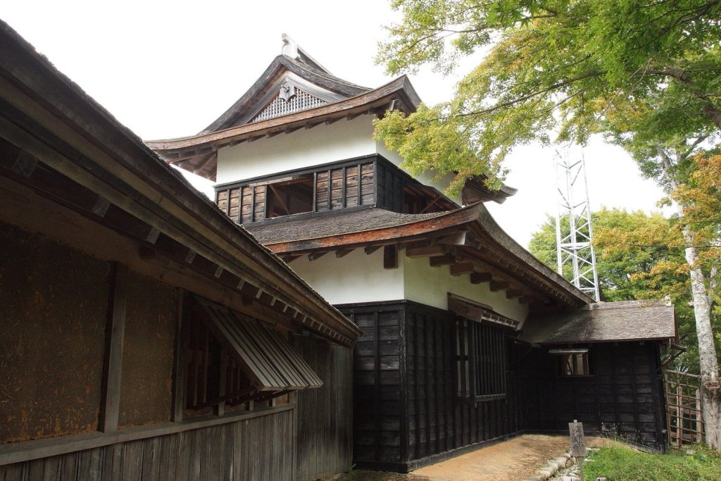 Mayumiyama Castle: A Sengoku-Period Mountain Castle in Japan 3 Mayumiyama Castle
