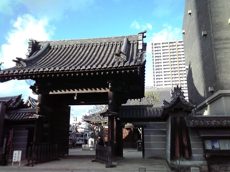 Honkō-ji Temple: A Grand Head Temple of Honmon Hokke Buddhism in Japan