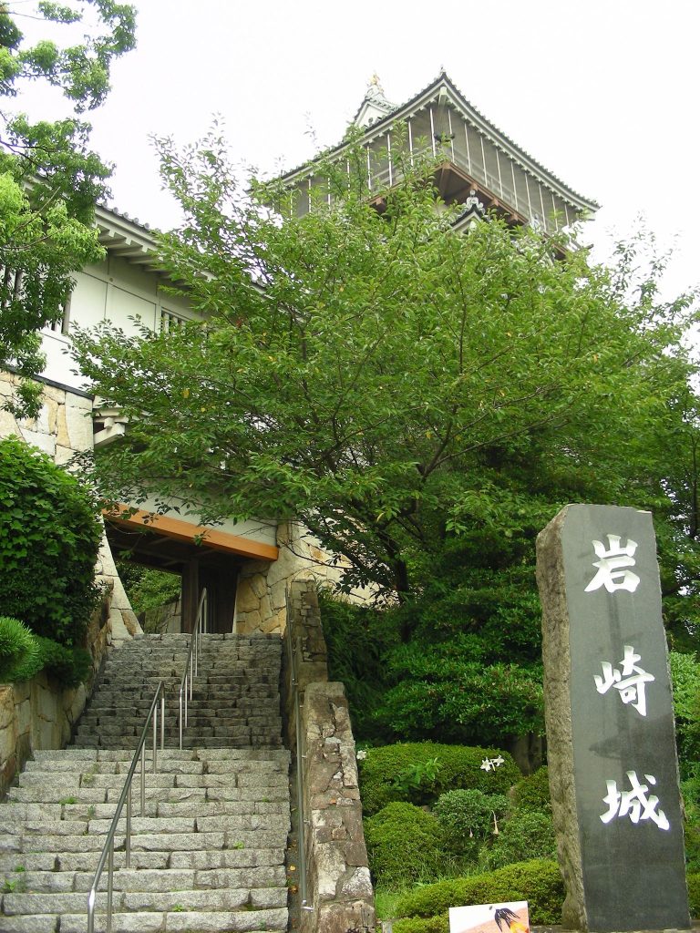 Iwasaki Castle: A Japanese Hill Castle in Nisshin 2 Iwasaki Castle