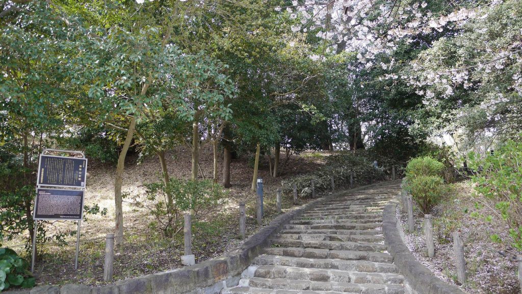 Hōraisan Kofun: An Elite Burial Mound in Tokyo 5 Hōraisan Kofun