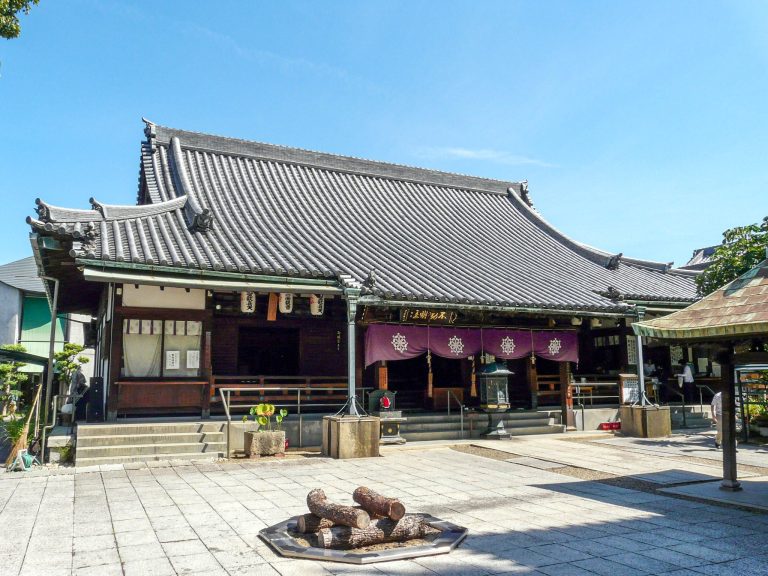 Hōraku-ji Temple: A Shingon Buddhist Head Temple in Osaka