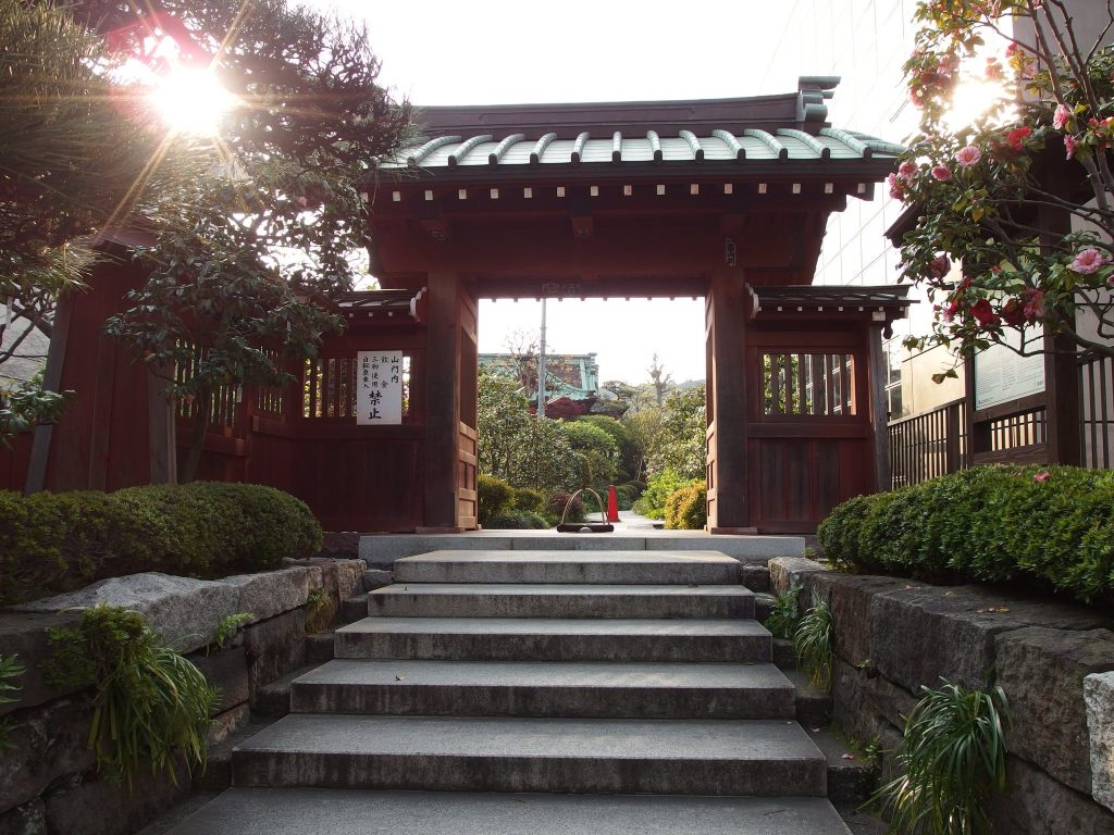 Hongaku-ji Temple: A Nichiren Buddhist Head Temple in Kamakura 5 Hongaku-ji Temple