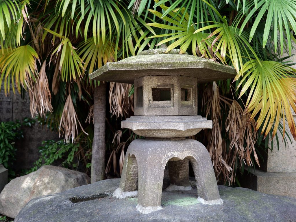 Tsunashiki Tenjinsha: A Shinto Shrine in Osaka 3 Tsunashiki Tenjinsha