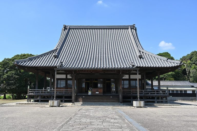 Honshō-ji Temple: A Fortified Jōdo Shinshū Temple in Japan