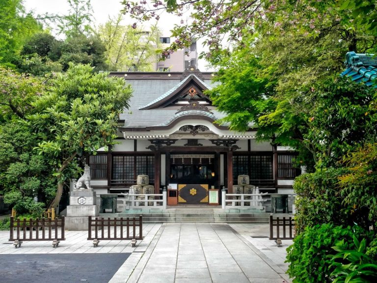 Torikoe Shrine: A Historic Shinto Shrine in Tokyo