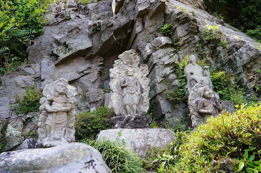 Matsuo-dera Temple: A Mountain Temple for Prayers Against Misfortune 3 Matsuo-dera Temple
