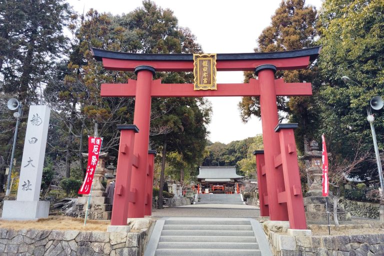 Tatsuta Shrine: A Shinto Shrine of the Wind Deities in Japan