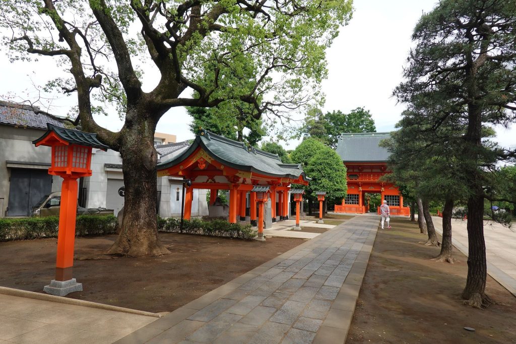 Ana Hachimangū: A Shinto Shrine of Edo Religious and Archery Traditions 4 Ana Hachimangū