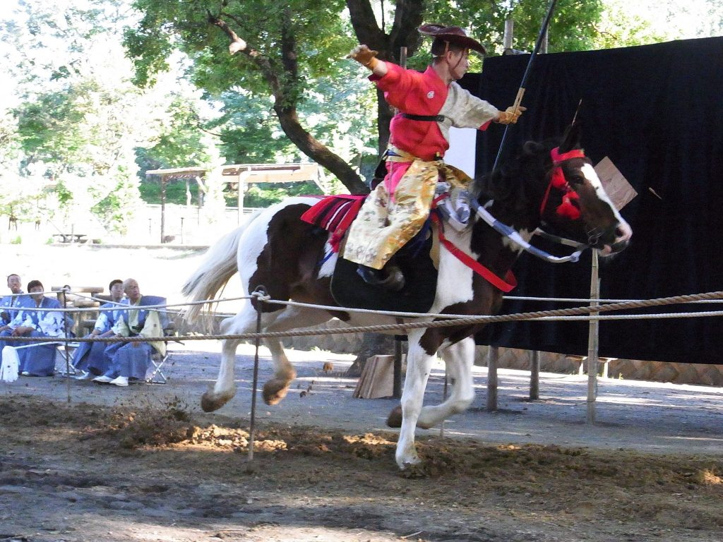Ana Hachimangū: A Shinto Shrine of Edo Religious and Archery Traditions 5 Ana Hachimangū