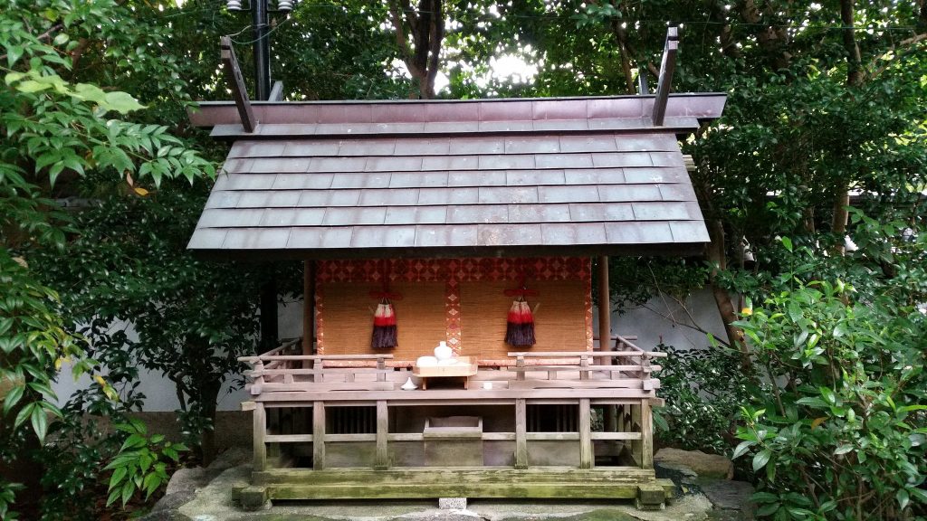 Kangō Shrine: A Historic Shinto Shrine in Nara, Japan 2 Kangō Shrine