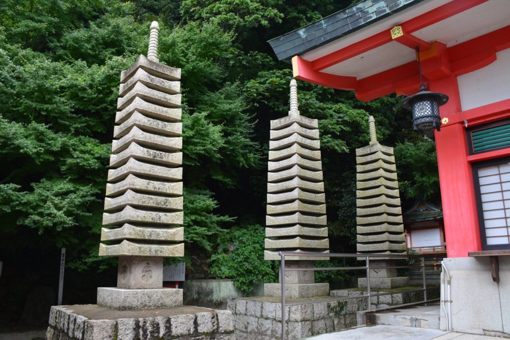 Akama Jingū: A Shinto Shrine Dedicated to Emperor Antoku 3 Akama Jingū