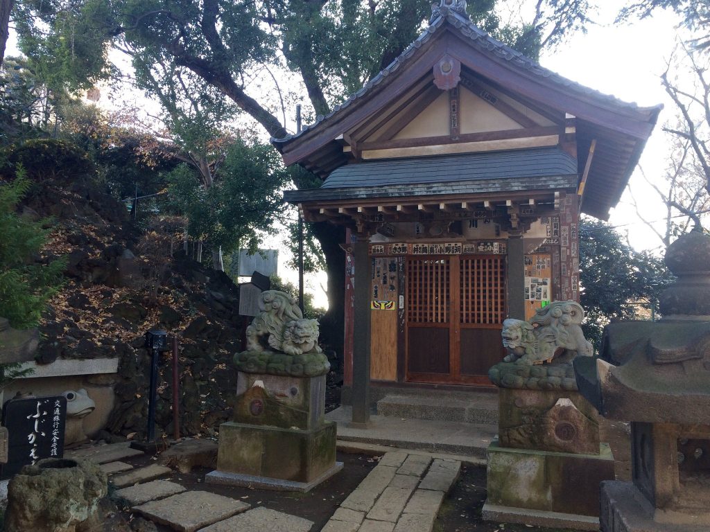 Shinagawa Shrine: A Shinto Shrine and Guardian of Tokaiji 2 Shinagawa Shrine
